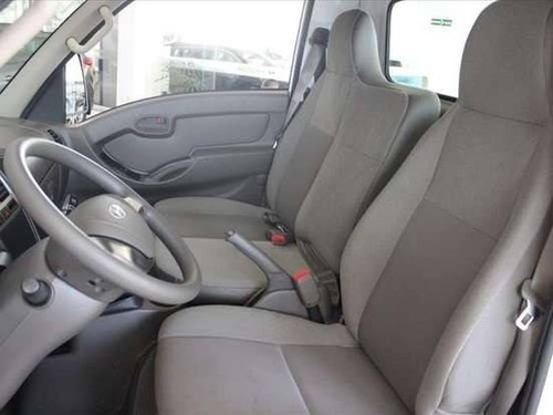 Imagem 6 de 12 de Hyundai Hr 2.5 Longo Sem Caçamba 4x2 16v 130cv Turbo