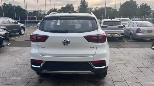 Mg Zs Mt Plus Servicio Especial