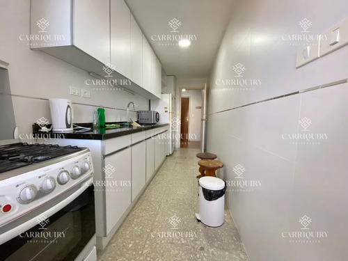 Venta Apartamento De 3 Dormitorios En Torre De Categoría