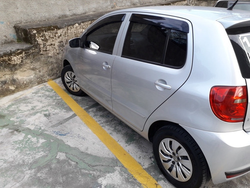 Volkswagen Fox 2014 1.0 12v Bluemotion Total Flex 5p