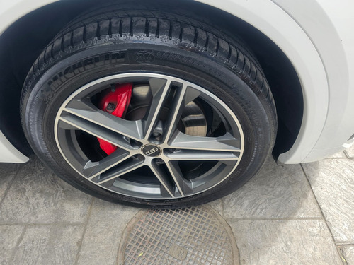 Audi Q5 2.0 L 45 Tfsi S Line Dsg