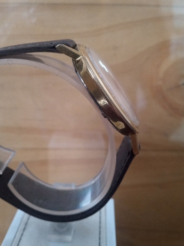 Reloj Watra A Cuerda Manual (Usado)