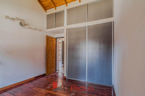 Casa 4 Ambientes En Venta Adentro Del Barrio Murialdo