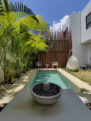 Casa En Vneta En Residnecial Vitala Cancun