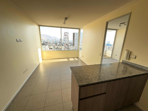 Arriendo Depto Mensual 1 D 1 B Matiz Central Iquique