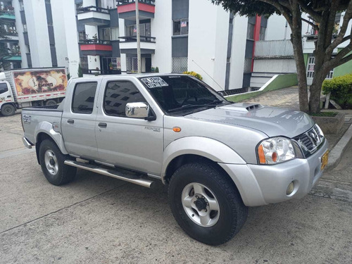 Nissan Frontier 2.5 Ax