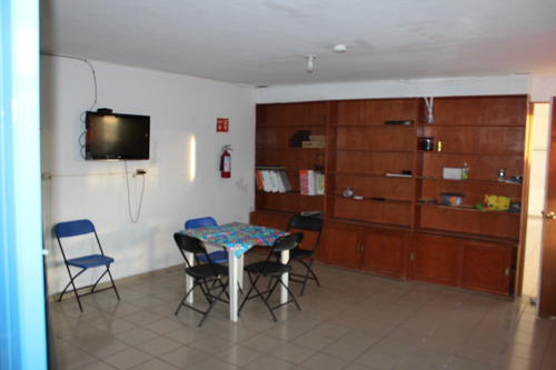 Edificio En Venta En Colinas De San Pablo Queretaro Ideal Para Kinder Y Primaria