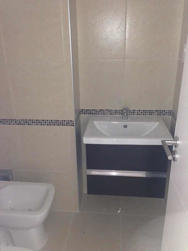 Excelente Apartamento Con Renta De 2 Dormitorios