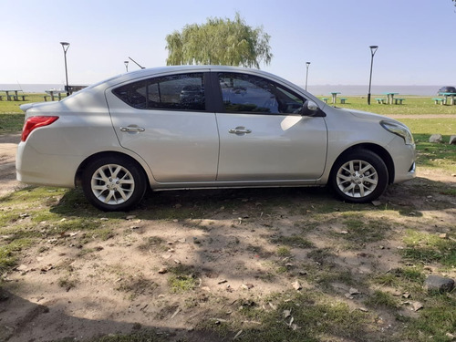 Nissan Versa Advance Mt