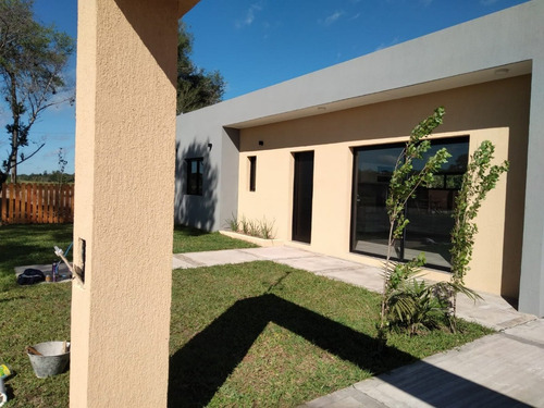 Imagen 6 de 26 de Casa 2 Dormitorios En La Laguna De Los Alamos, Puerto Tirol