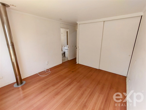 Casa En Arriendo De 3d Y 3b En Limache. Metro A 8 Cuadras.