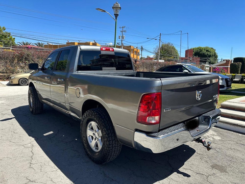 A Tratar Dodge Ram 4x4 Gris 2011 En Excelentes Condiciones