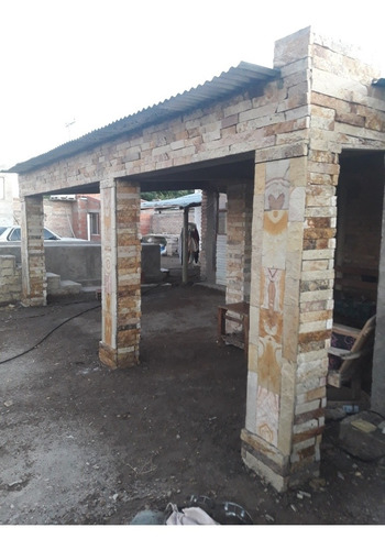 Imagen 1 de 5 de Natural Piedra