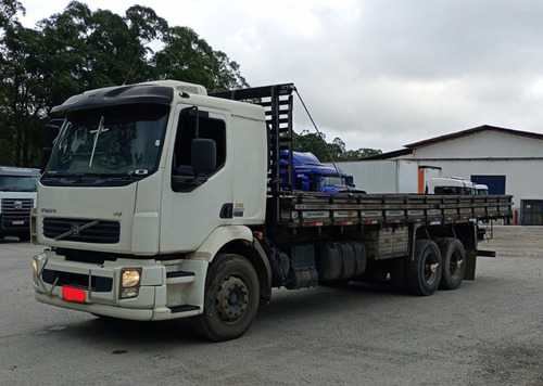 Volvo Vm 260 6x2 - Carga Seca - Ano 2011 - Rogério Caminhões