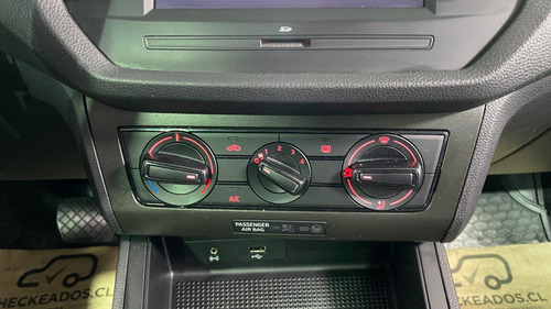 Imagen 17 de 19 de Seat Arona Reference 1.6 At 2020