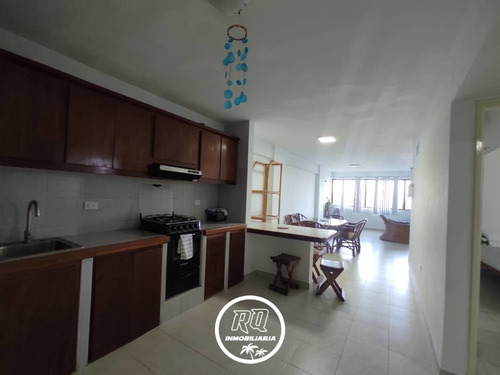 Imagen 5 de 14 de Conservado Apartamento En Venta, Residencia Cima Suites