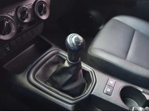 Toyota Hilux 2.8 STD 4X4 CD 16V DIESEL 4P MANUAL