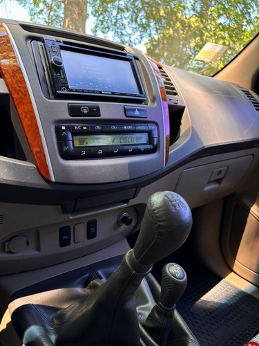 Toyota Hilux Sw4 3.0 I Srv C/cuero 4x4 (2009)