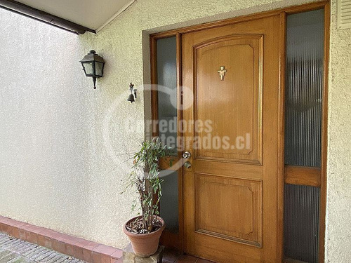Casa En Arriendo De 4 Dorm. En Vitacura