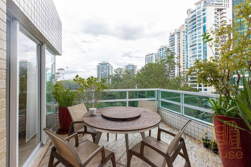 Imagem 3 de 30 de Villaggio Panamby Na R. Itapaiúna. Apartamento À Venda, 265 M², Varanda, 2 Suítes, 4 Vagas E Lazer Completo. Alto Padrão E Fino Acabamento. Panamby - Ap2717