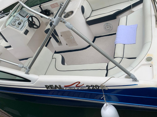 Real 220 Mercrury Proxs 150 Hp 2013. Caiera