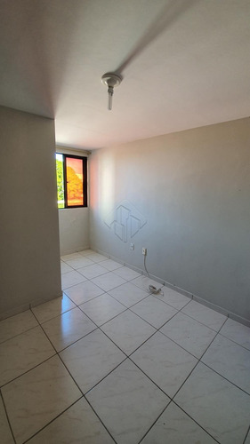 Imagem 3 de 10 de Apartamentos - Ref: L2185