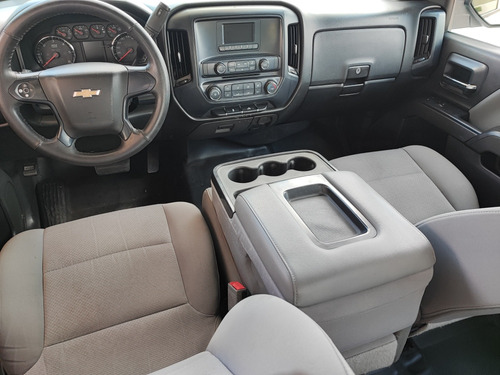 Chevrolet Silverado 5.4 2500 Doble Cabina Ls 4x2 At