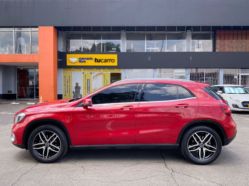 Mercedes-Benz Clase GLA 1.6 Turbo
