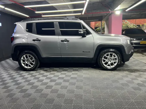 Jeep Renegade 1.8 Sport Plus