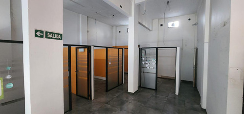 Edificio Comercial Pb 2 Locales Y Pa 2 Oficinas Grandes - 180 M² Cub. - S.justo (ctro)