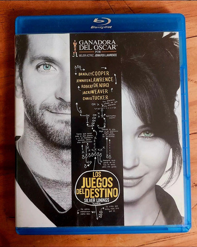 Los Juegos Del Destino / Bradley Cooper - Jennifer Lawrence