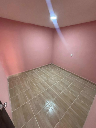 Se Vende Casa De Un Piso En Col. El Rocio