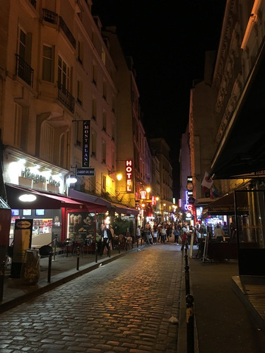 Small-streets-paris-5