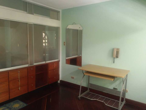 Imagen 14 de 19 de Vendo Casa 790m2 7h/7b/0p Colinas Sta. Monica 6046