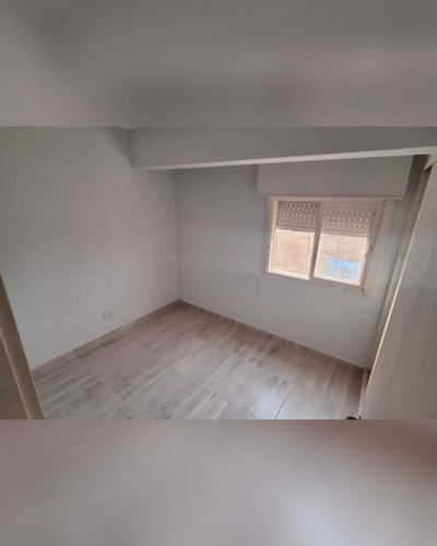 Venta Departamento 2 Dorm, Av Belgrano 3400 ( Esq Castro Barros)