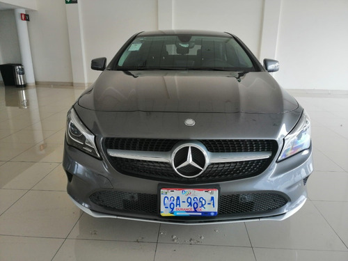 Imagen 2 de 10 de Mercedez Benz Cla 200 2017