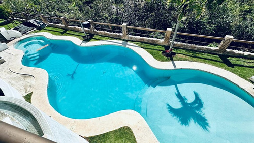 Renta Casa Santorini Con Vistas Expectaculares En 4 Habitaciones Con Baño De Un Stilo Único En Su Tipo, Alberca Climatizada Y Jardín Bonito. Todos Los Servicios En Fracc Rancho San Diego Ixtapal Sal