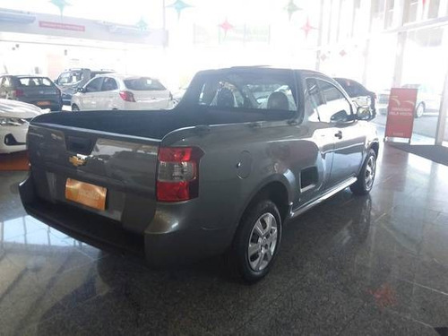 Imagem 9 de 11 de Chevrolet Montana 1.4 Mpfi Ls Cs 8v Flex 2p Manual