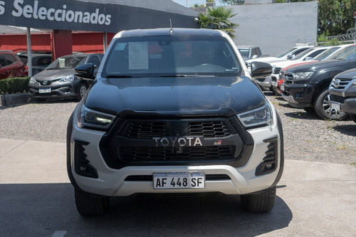 Toyota Hilux 4x4 D/c Gr-s 2.8 Tdi 6 A