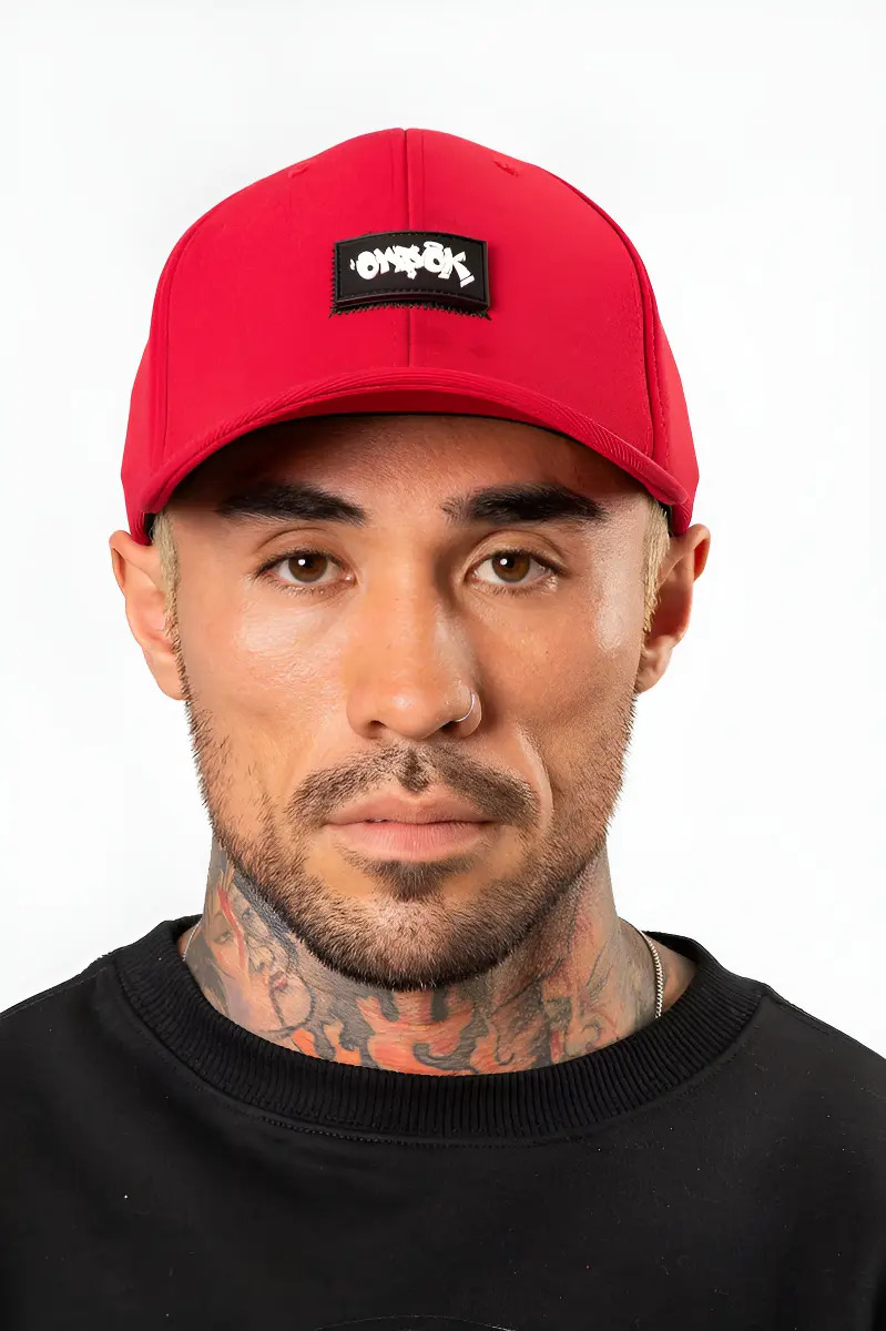 Boné Aba Curva Fechado Patch Okdok Vermelho Unic