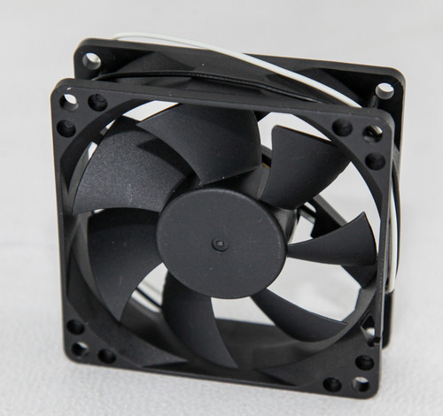 Cooler Turbina Pc 80 X 80 X 25 3 Pug 12v Buje 2 Cab Ype Htec