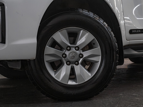 Toyota Hilux 2.7 Sr Cab. Dupla 4x2 Flex Aut. 4p