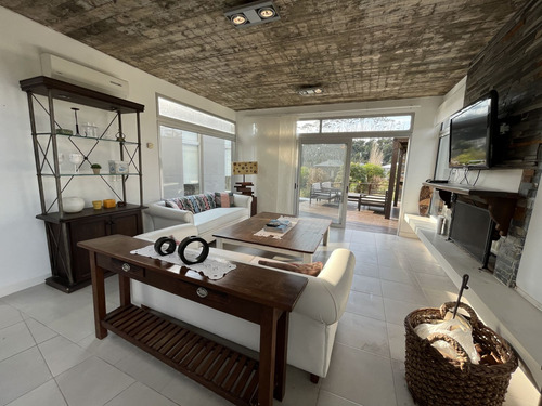 Venta De Casa 3 Dormitorios En Pueblo San Vicente, José Igna (ref: Iea-1867)