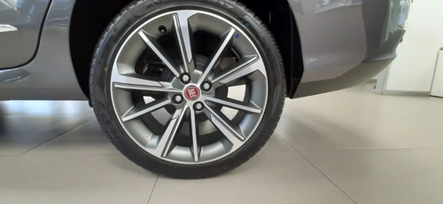 Imagen 4 de 14 de Fiat Cronos Precision 1.8 130cv At6 My 22
