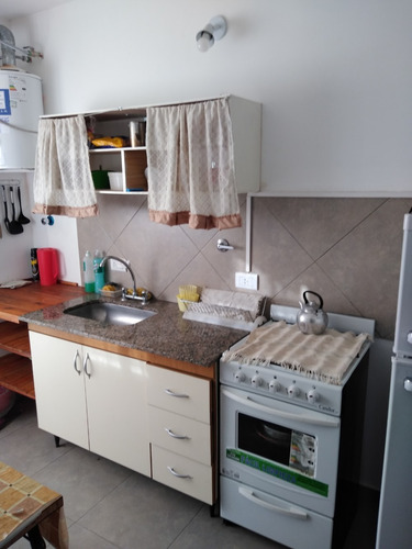 Imagen 5 de 11 de Vendo Casa Dúplex Individual Dos Dormitorios Dos Baños
