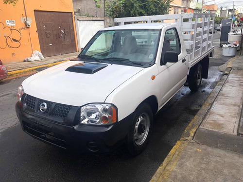 Imagen 1 de 14 de Nissan Np300 2010 Diesel 4 X 2 Nacional Estaquitas