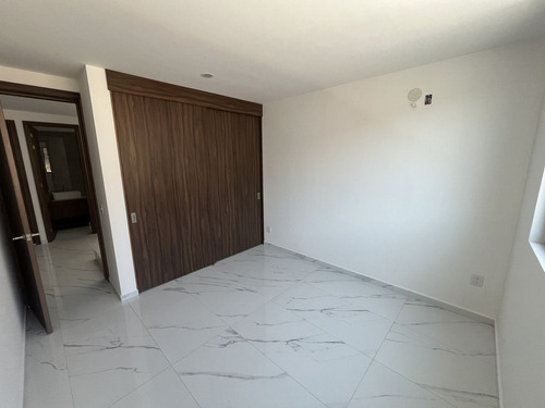 Casa Nueva En Renta En Coto Albazur En Santa Anita, Tlajomulco De Zuñiga.