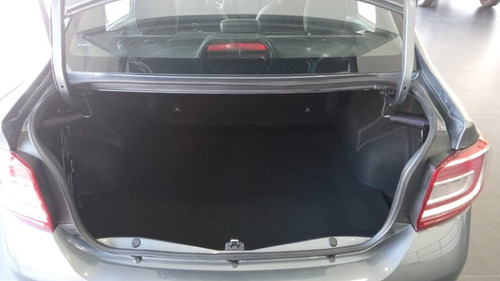 Imagen 13 de 19 de Renault Logan Ph2 Life 1.6 Aire Direccion G