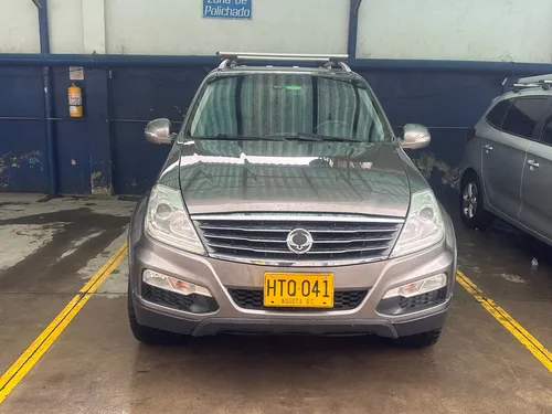 SsangYong Rexton 2.7 W 270 Xdi