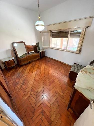 Imagen 9 de 20 de Casa En Venta De 2 Dormitorios C/ Cochera En San Justo